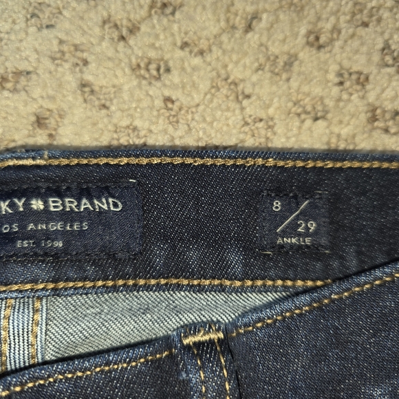 Lucky Brand Jeans - Picture 3 of 10